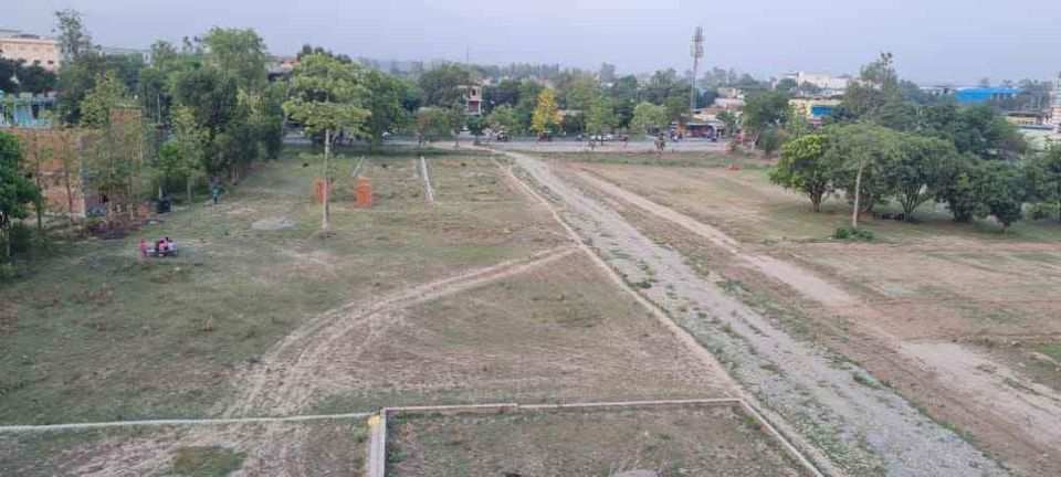 Semi commercial plot near sara indestry chota Rampur