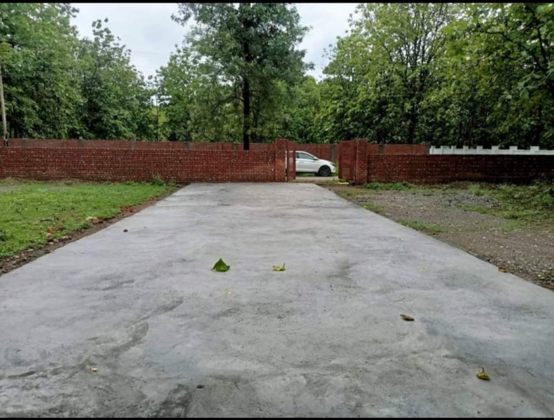Two way road 30feet/25feet, 264 yards plot is available, Paundha Disha before Forest Colony