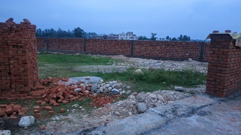 Agriculture land for sale at Shimla bypass road before Shivalik Engg College Dehradun and adjacent to under construction national highway. Pl note that rate will be doubled after completion of highway.