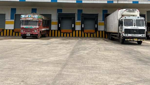 125000 Sq.ft. Warehouse/Godown for Rent in Talegaon, Pune