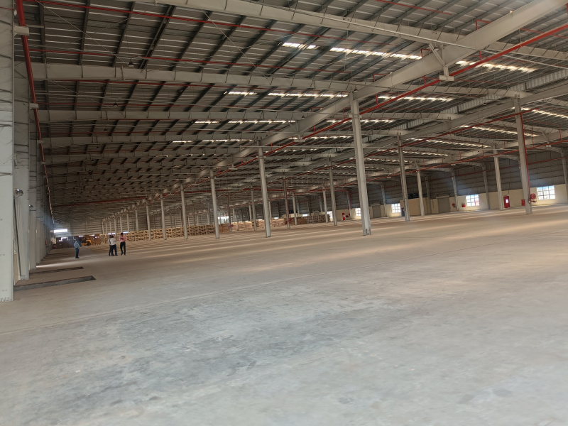 100000 Sq.ft. Warehouse/Godown for Rent in Chakan, Pune