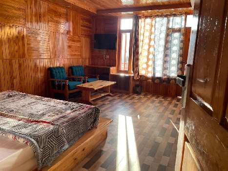 3 Bigha Hotel & Restaurant for Sale in Prini, Manali