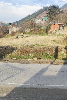 11 Biswas land for sale in Naggar, on the way to Manali