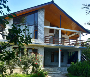 8 Rooms Fully furnished cottage for lease in Manali