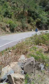 6 bighas land for sale near National Highway, Ladu, Do sadka Nahan to Shimla NH