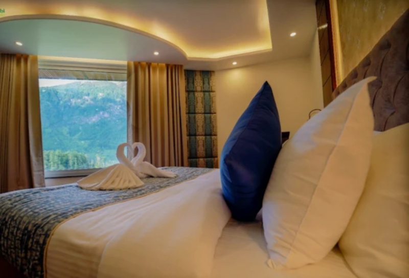 21 Rooms Fully Furnished Hotel On Sale In Manali Near Hadimba Devi Temple