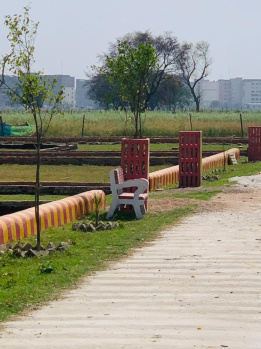 105 Sq.ft. Residential Plot for Sale in Yamuna Expressway, Greater Noida