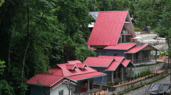 River Facing Luxury Resort For Sale in Kalimpong