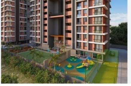 3 BHK Flats & Apartments for Sale in Ugat Canal Road, Surat (1725 Sq.ft.)