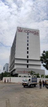 34637 Sq.ft. Hotel & Restaurant for Sale in Vile Parle East, Mumbai