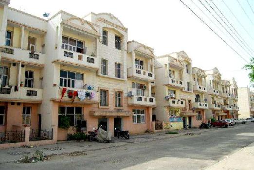 2 BHK flat ofr sale in Mohan Nagar