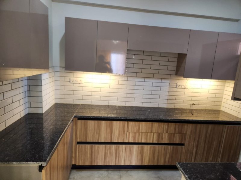 Flats & Apartments for Sale in Kharar Landran Road, Mohali (1253 Sq.ft.)