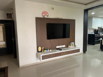 Flats & Apartments for Sale in Waghodia Road, Vadodara (1850 Sq.ft.)