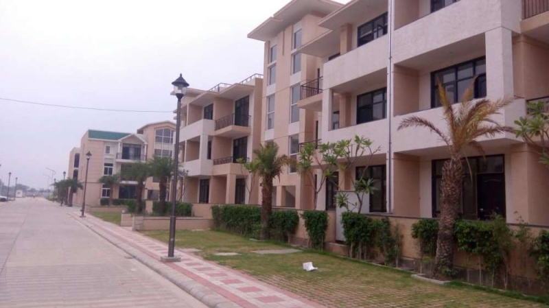 4 BHK Flats & Apartments for Sale in Mullanpur, Ludhiana (2150 Sq.ft.)