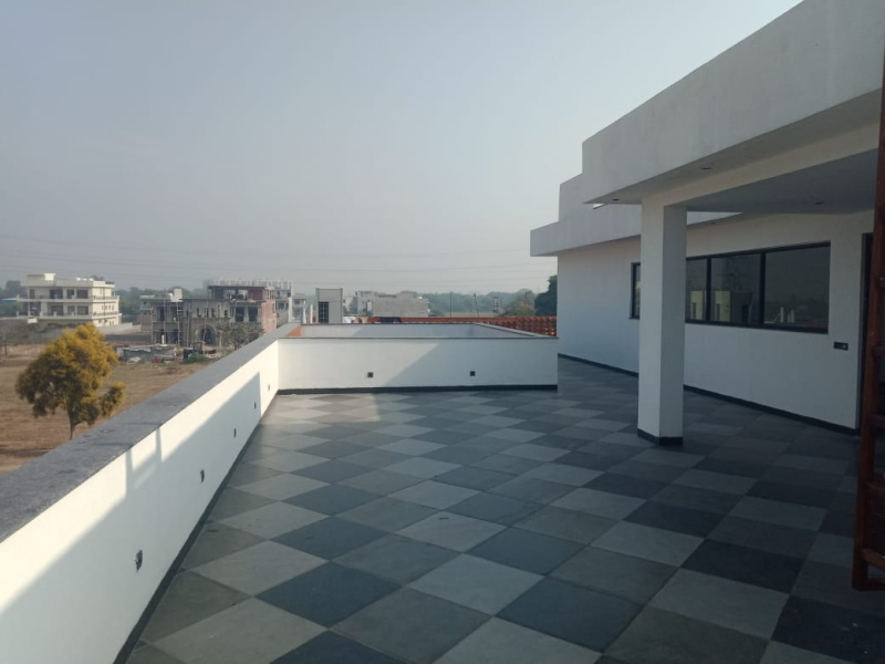 5 BHK Individual Houses / Villas for Sale in Sector 109, Mohali (500 Sq. Yards)