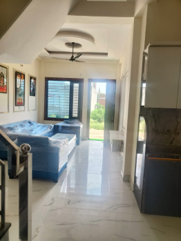 3 BHK Villa for Sale in Greater Noida West, Greater Noida (1960 Sq.ft.)