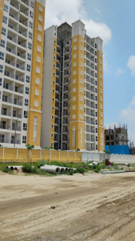 2 BHK Flats & Apartments for Sale in Yamuna Expressway, Greater Noida (1052 Sq.ft.)
