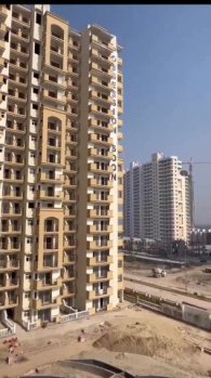 3 BHK Flats & Apartments for Sale in Yamuna Expressway, Greater Noida (1900 Sq.ft.)