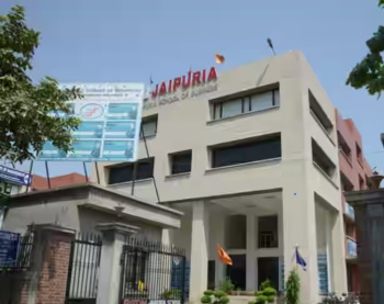 Commercial Lands /Inst. Land for Sale in Kamla Nagar, Delhi (6.5 Ares)