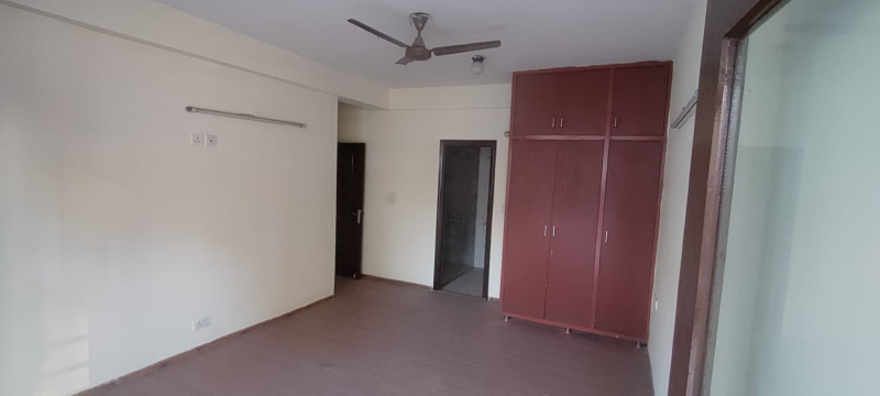 3 BHK Flats & Apartments For Rent In Kundli, Sonipat (1800 Sq.ft.)