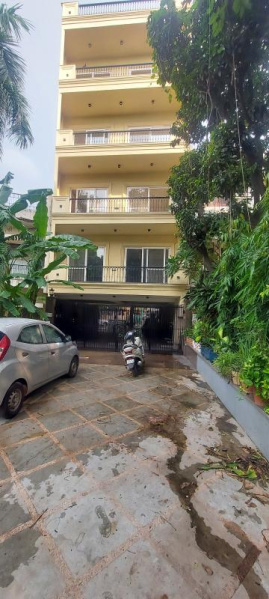 Flats & Apartments For Sale In Block L, Kalkaji, Delhi (217 Sq. Yards)
