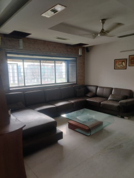 3 BHK Flats & Apartments for Rent in Piplod, Surat (2550 Sq.ft.)