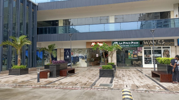 27500 Sq.ft. Commercial Shops for Sale in Noida