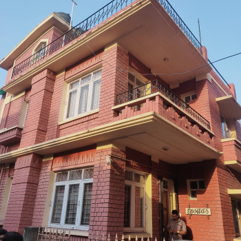 WELL CONDITION HOUSE SELL NEAR BEHALA