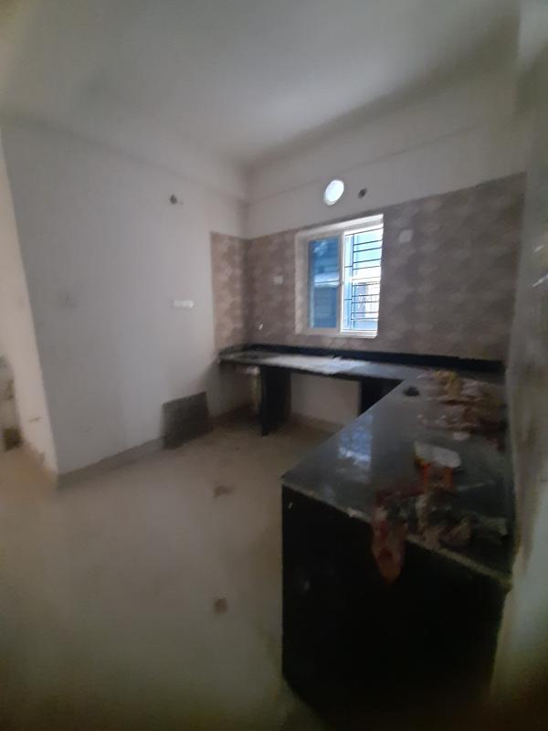 2 BHK Flats & Apartments for Sale in New Town, Kolkata (990 Sq.ft.)