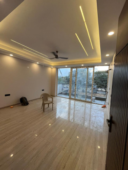 Builder Floor for Rent in Sector 67, Gurgaon (2600 Sq.ft.)