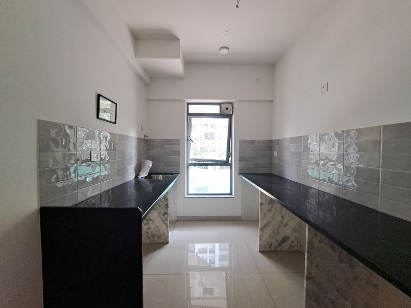 2 BHK Flats & Apartments for Sale in Takka Colony, Navi Mumbai (1060 Sq.ft.)