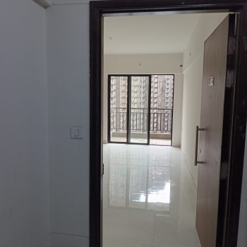 1 BHK Flats & Apartments for Sale in Dombivli East, Thane (650 Sq.ft.)