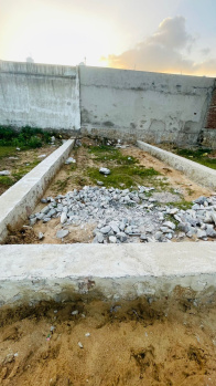 Society plot 100 gaj for sale in