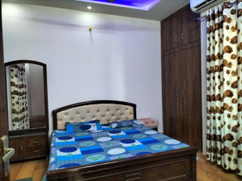 PG accommodation available for working professional ( Mn ale or Female)
