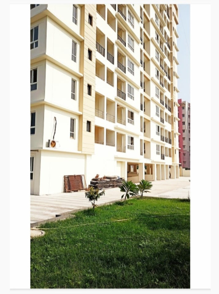 2 BHK Flats & Apartments for Sale in Vrindavan Yojna, Lucknow (1122 Sq.ft.)