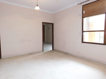 3 BHK Flats & Apartments for Sale in Siddharth  Vihar, Ghaziabad (1681 Sq.ft.)