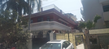 Individual Houses for Sale in Sector 55, Noida (3950 Sq.ft.)