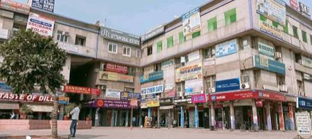 600 Sq.ft. Commercial Shops For Sale In Sector 62, Noida