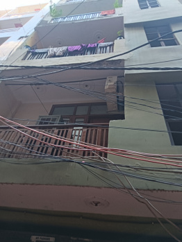 2 BHK Builder Floor for Sale in Libas Pur, Delhi (420 Sq.ft.)
