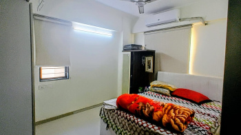 3 BHK Flats & Apartments for Rent in New Ranip, Ahmedabad (1230 Sq.ft.)
