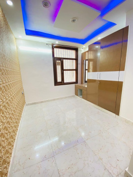 2 BHK Builder Floor for Sale in Vipin Garden, Nawada, Delhi (2250 Sq.ft.)