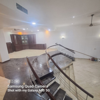 4 BHK Builder Floor for Rent in Ardee City, Gurgaon (500 Sq. Yards)