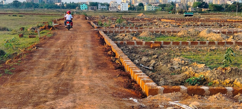 Patrapoda BDA planning 200 ft ring road side plot for sale