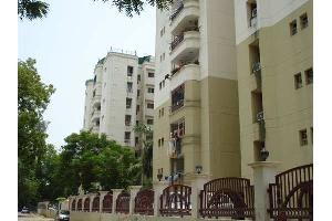 4 BHK Flats & Apartments for Sale in Tilak Nagar, Kanpur