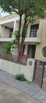 4 BHK Individual Houses / Villas for Sale in Ahmedabad (290 Sq. Yards)