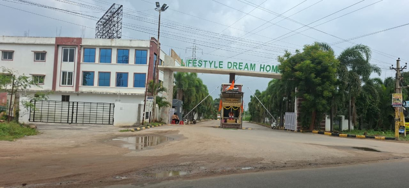 Celebrity Lifestyle Dream Homes HMDA approved Venture with Club House