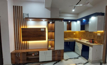 Builder Floor for Sale in Sector 73, Noida (900 Sq.ft.)