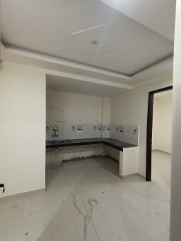 Flats & Apartments for Sale in Sector 73, Noida (500 Sq.ft.)