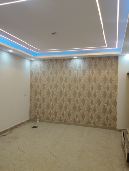 Builder Floor for Sale in Sector 73, Noida (1100 Sq.ft.)