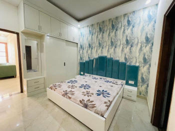 4 BHK Flats & Apartments for Sale in Sector 36, Greater Noida (2200 Sq.ft.)